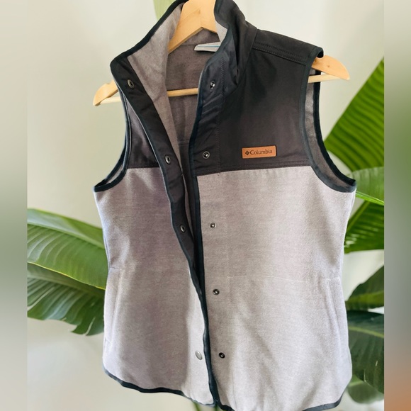 Columbia Vest - Picture 5 of 5
